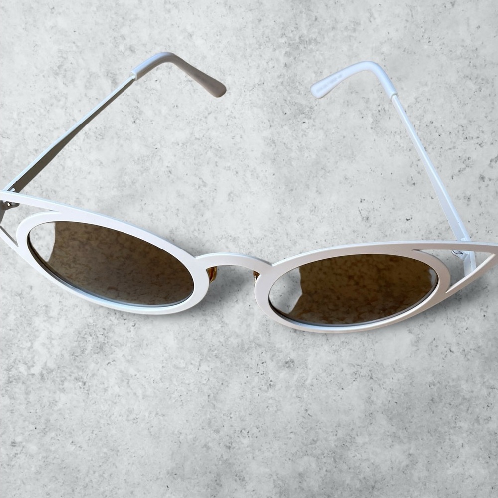 Stylized Sunglasses White, Nip - image 6